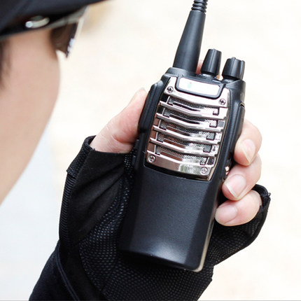 堡利斯通Q6对讲机民用50公里大功率远距离无线手持器军工品质