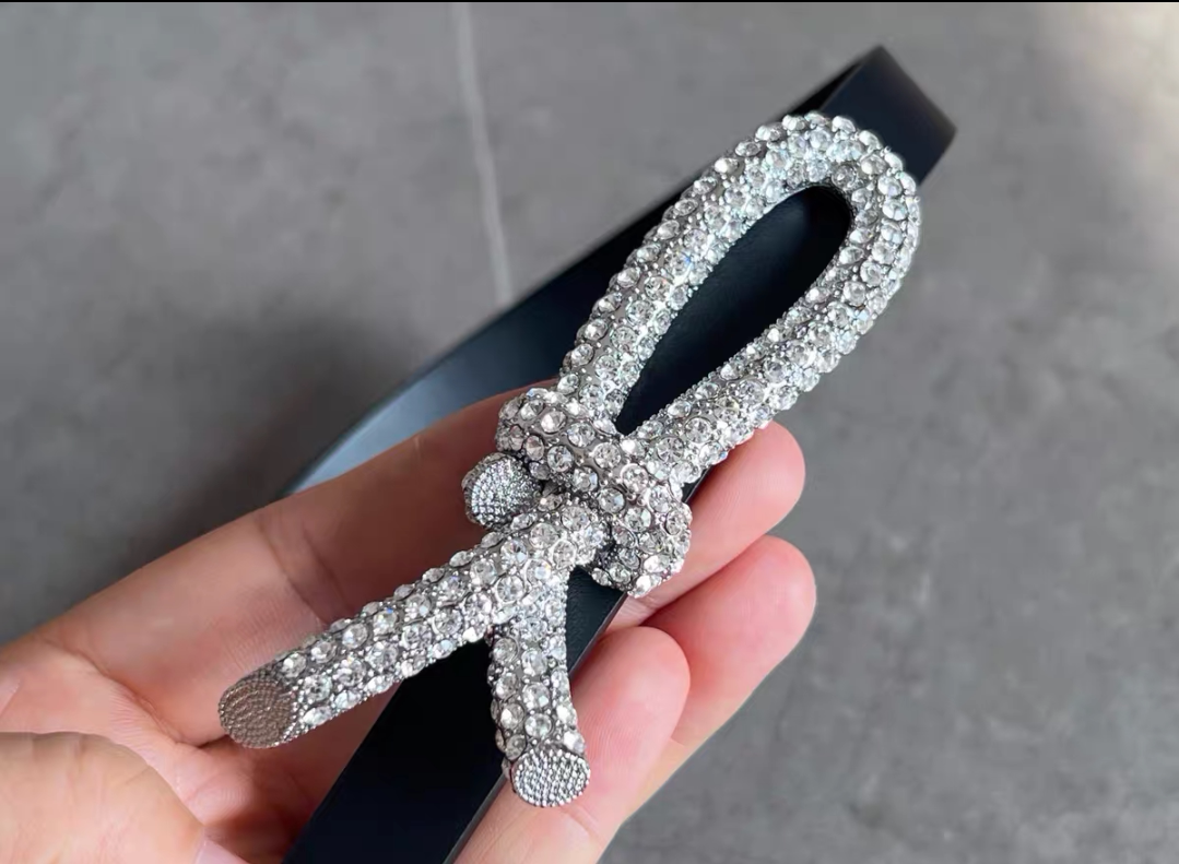 百搭皮带扣手工钻扣水晶蝴蝶结