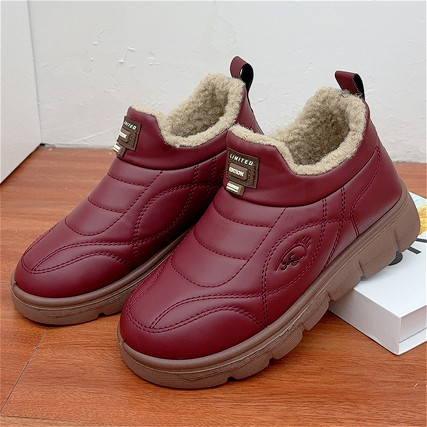 休闲百搭舒适加厚保暖女棉靴