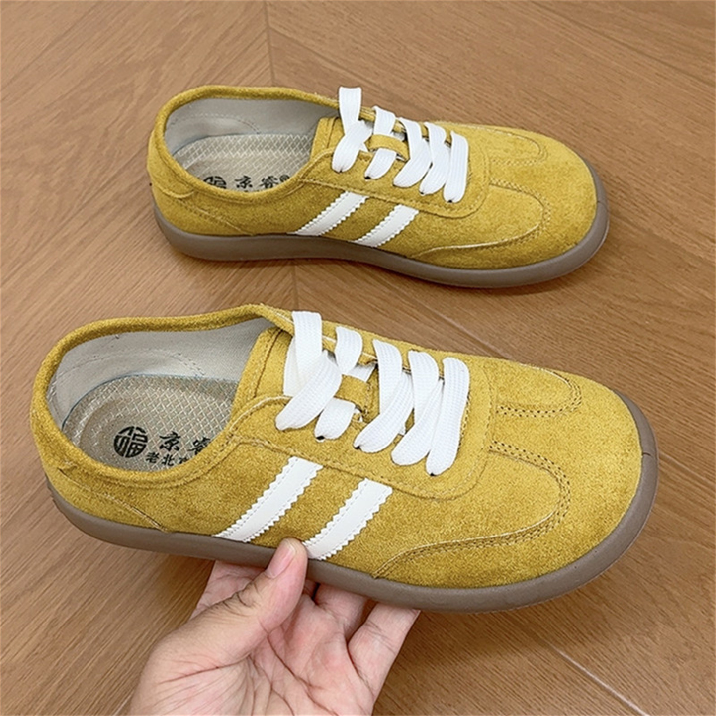 京睿休闲平跟休闲德训鞋