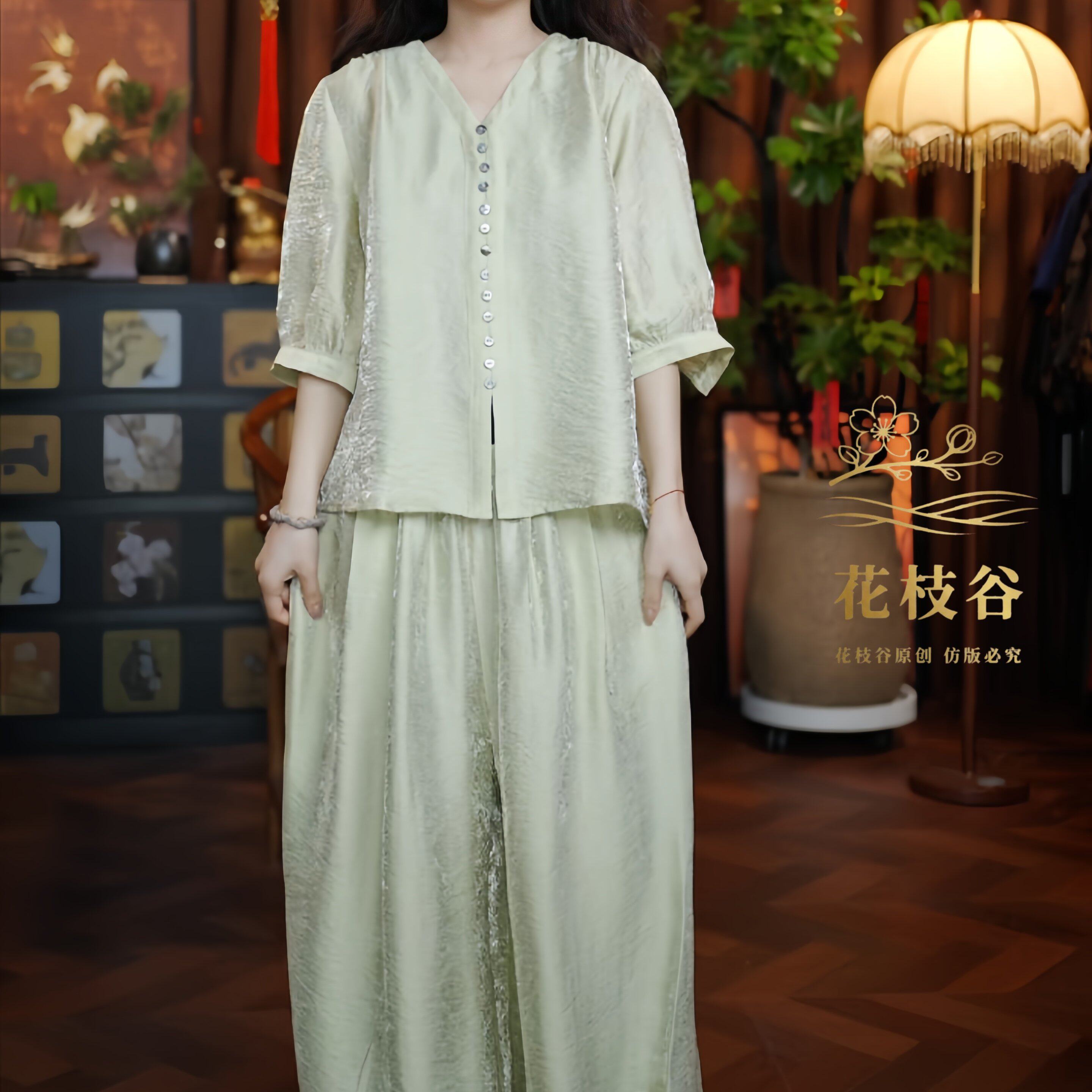 瑶海麦恋（浅绿色）2026V领提花老料女装开衫裤子两件套