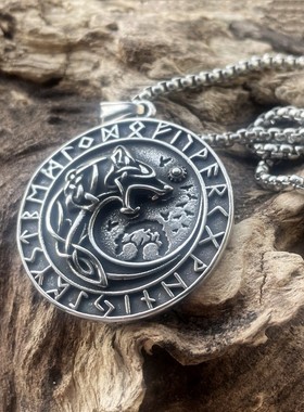 ROCK PUNK维京胡狼图腾钛钢吊坠士高级感欧美潮款个性霸气项链