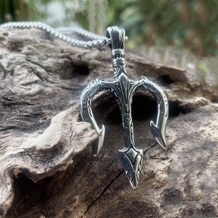 ROCK PUNK海王三叉霸气钛钢吊坠士高级感挂件欧美潮人嘻哈项链