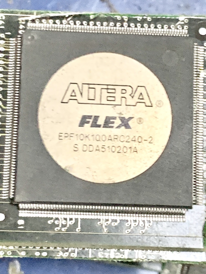 EPF10K100ARC240-2N QFP240 嵌入式可编程逻辑器件芯片IC询价为准