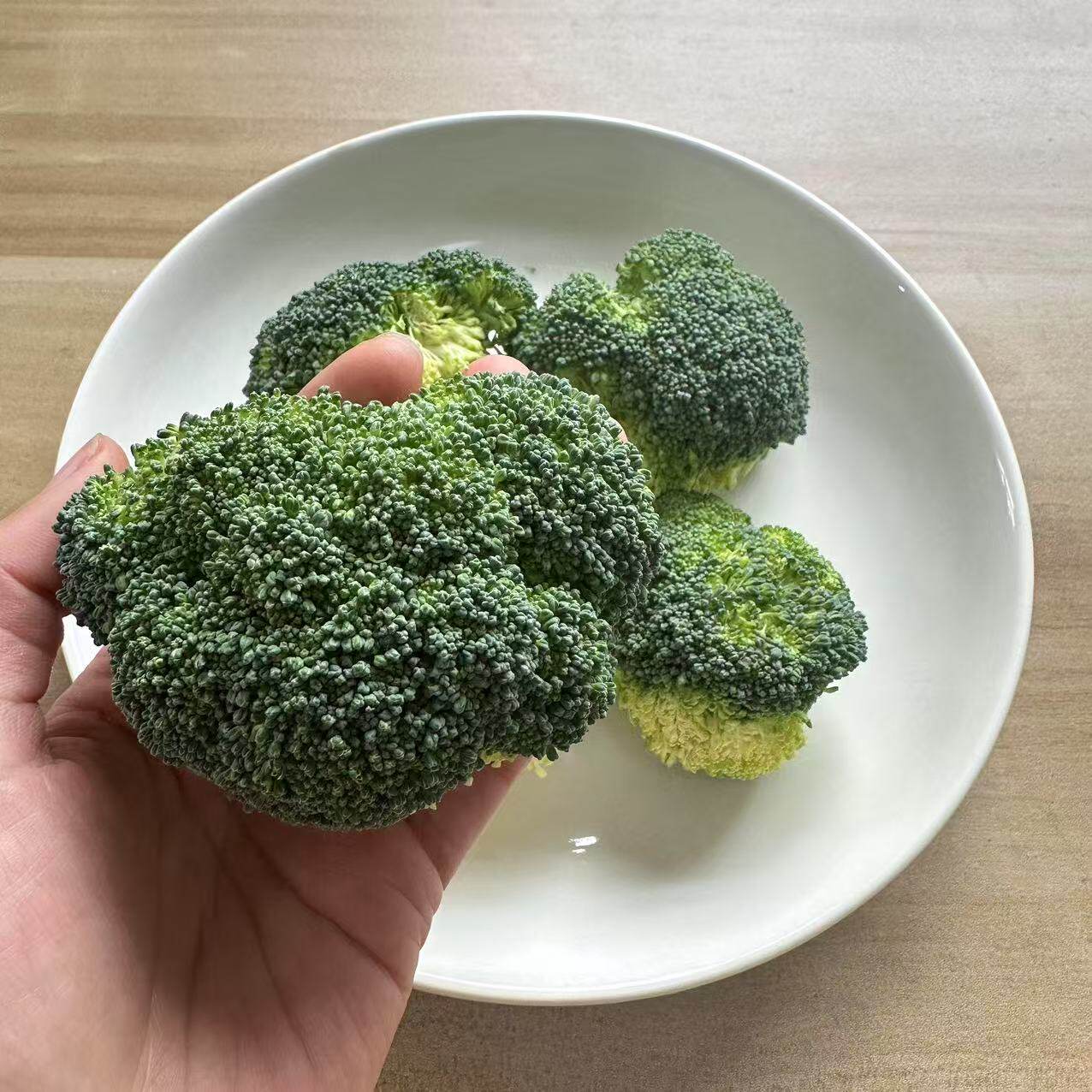 新鲜小西兰花头 脆嫩青花菜绿花菜西蓝花椰菜 多省5件顺丰包邮
