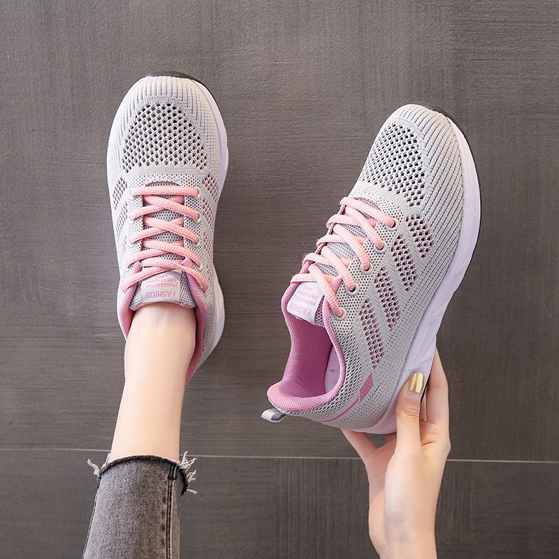 透气网面中年妈妈运动鞋