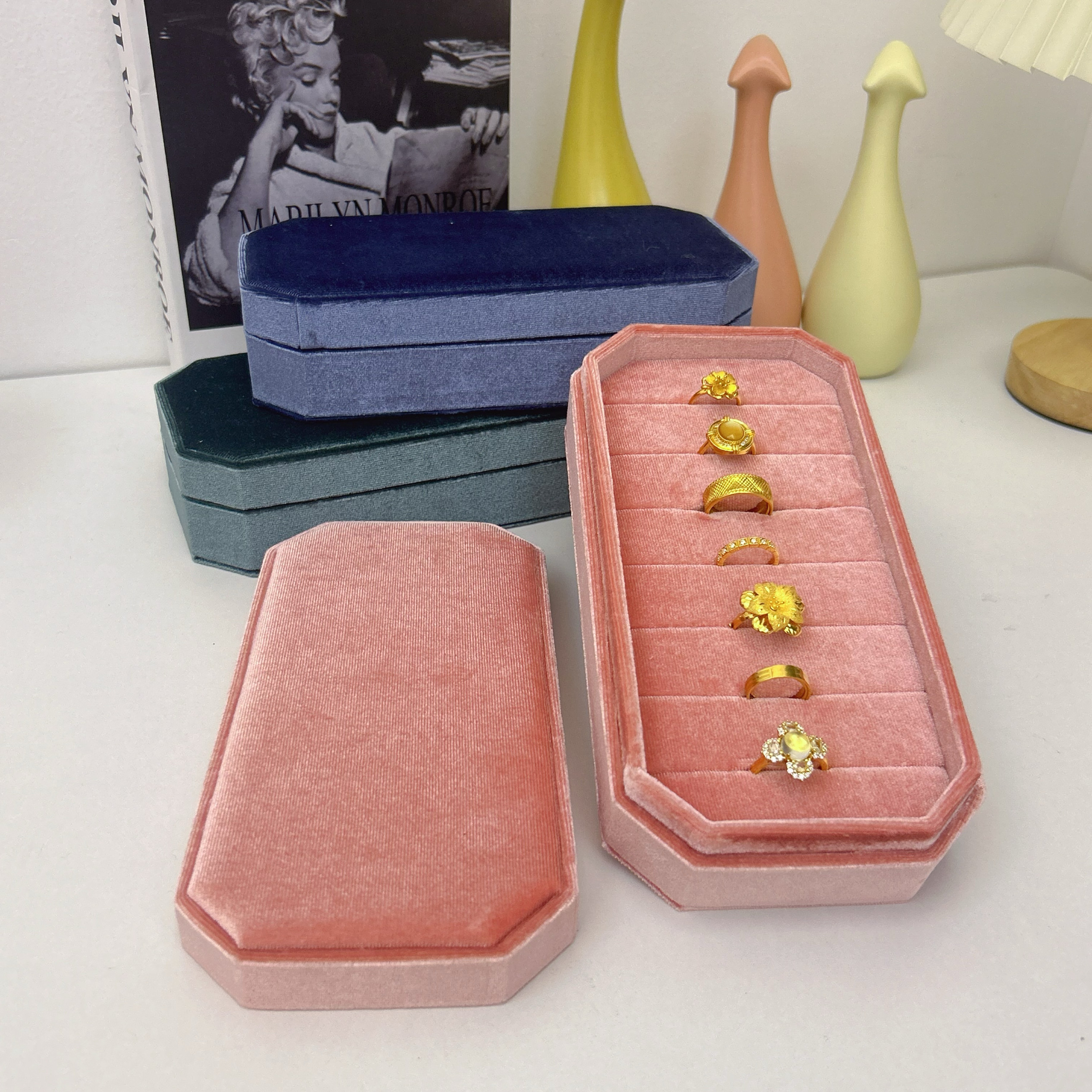 拍照神器戒指收纳盒高档轻奢宝石翡翠钻石出片耳环耳钉首饰盒