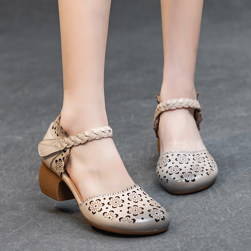 夏新妈妈凉鞋软底牛皮镂空民族风跳舞鞋广场舞鞋包头女鞋包根休闲