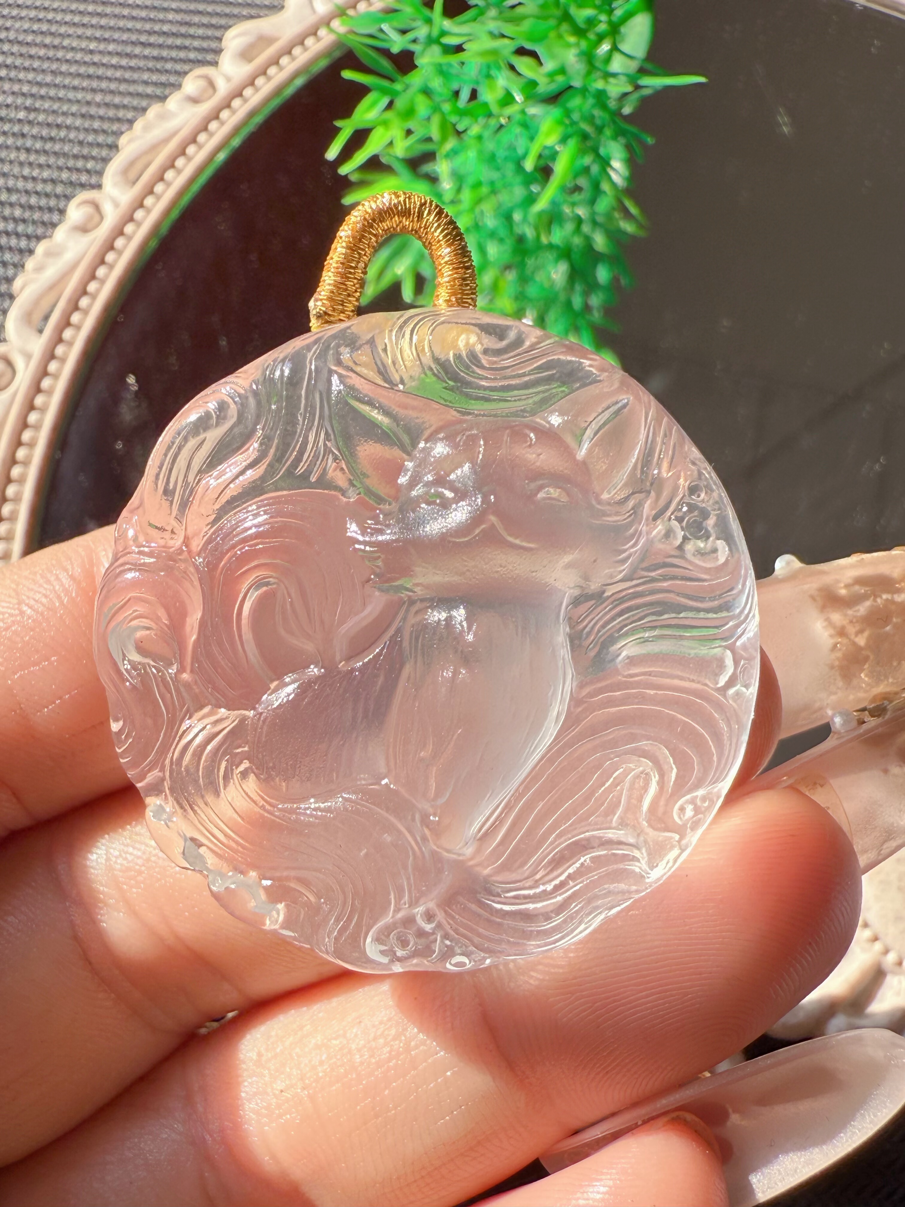 天然白水晶傲娇狐可爱精致百搭九尾狐狸精工雕刻工艺男女包邮礼物