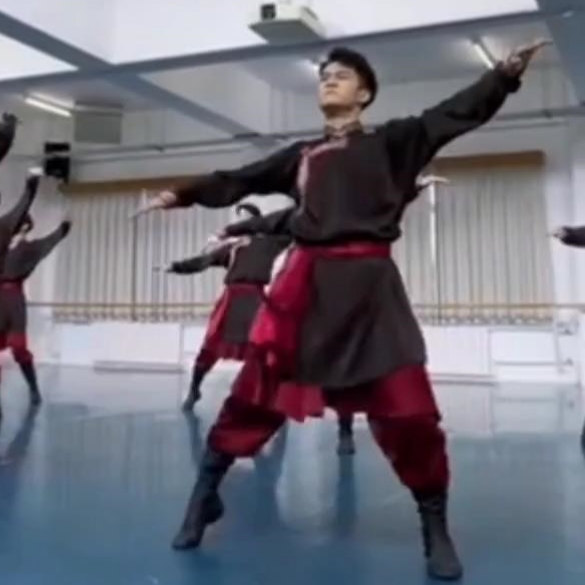 蒙古舞蹈演出服男学生艺考练功服剧目练习服少数民族演出服表演服