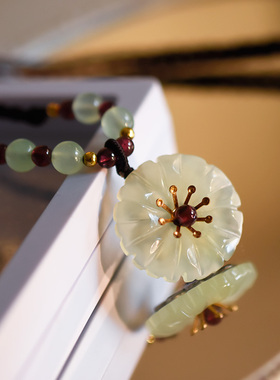 民族风岫玉石项链短款吊坠新中式复古风锁骨链旗袍颈链设计感饰品