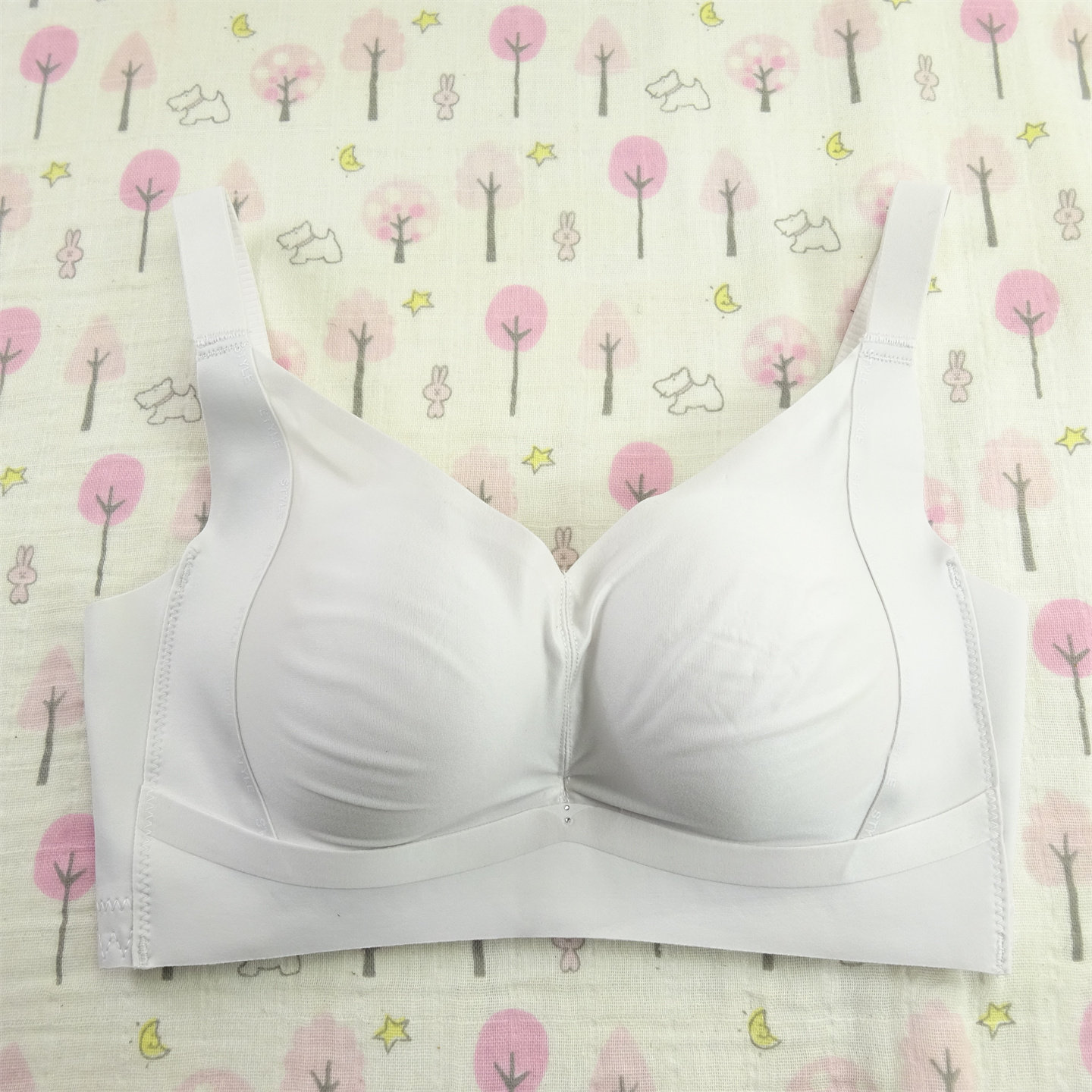 琪姝8062无钢圈莫代尔聚拢文胸女中厚BC杯收副乳防下垂无痕内衣,女士内衣/男士内衣/家居服,文胸,淘宝优惠券,粉丝福利购,淘宝优惠卷