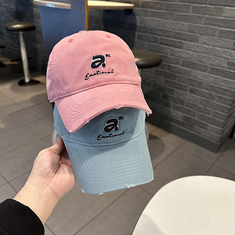 a字母时尚韩版棒球帽街头春款破洞风青年情侣街头出游遮阳弯檐帽
