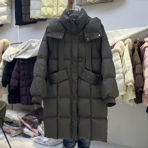 中长款连帽加厚宽松羽绒服女