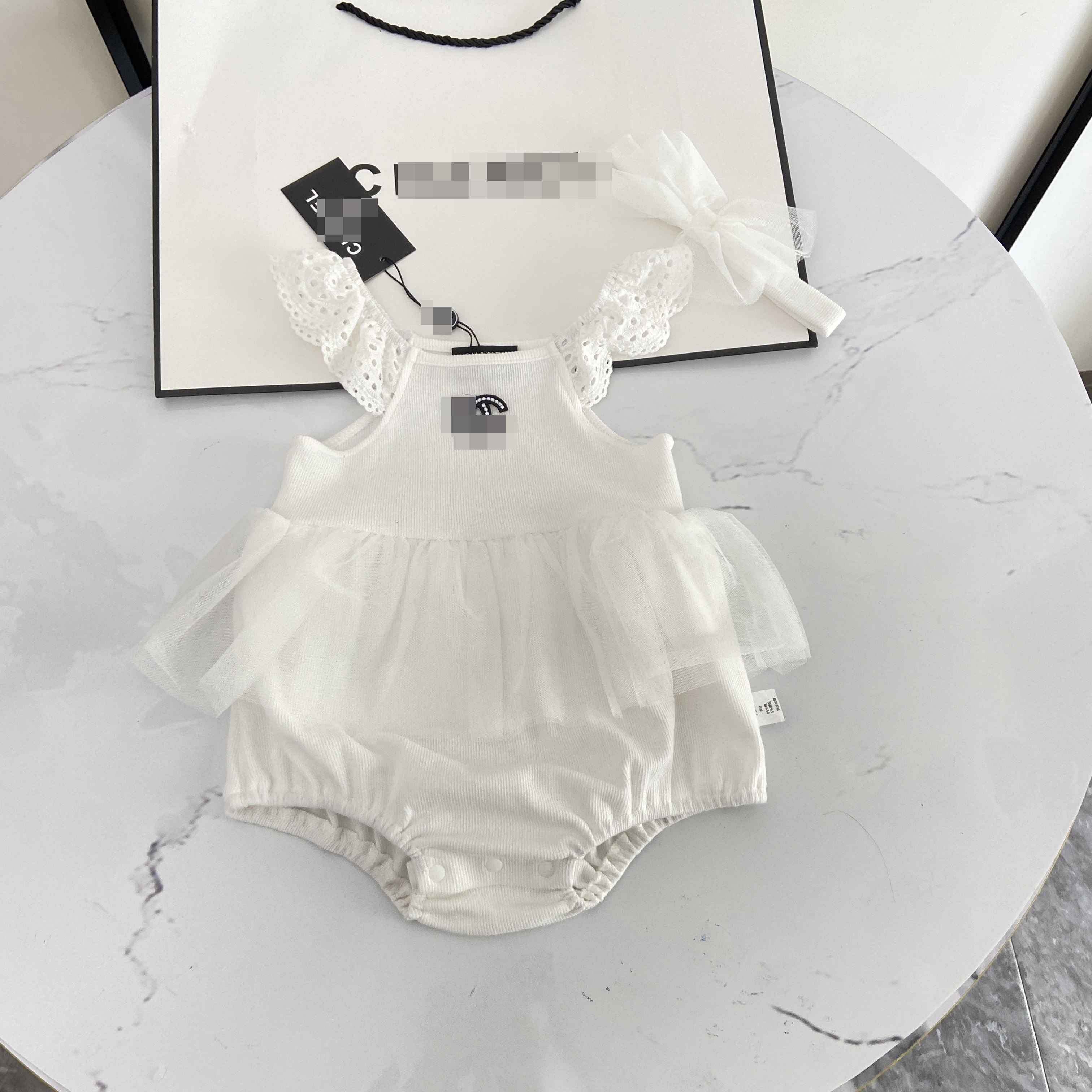 夏季女宝宝连体哈衣舒适透气