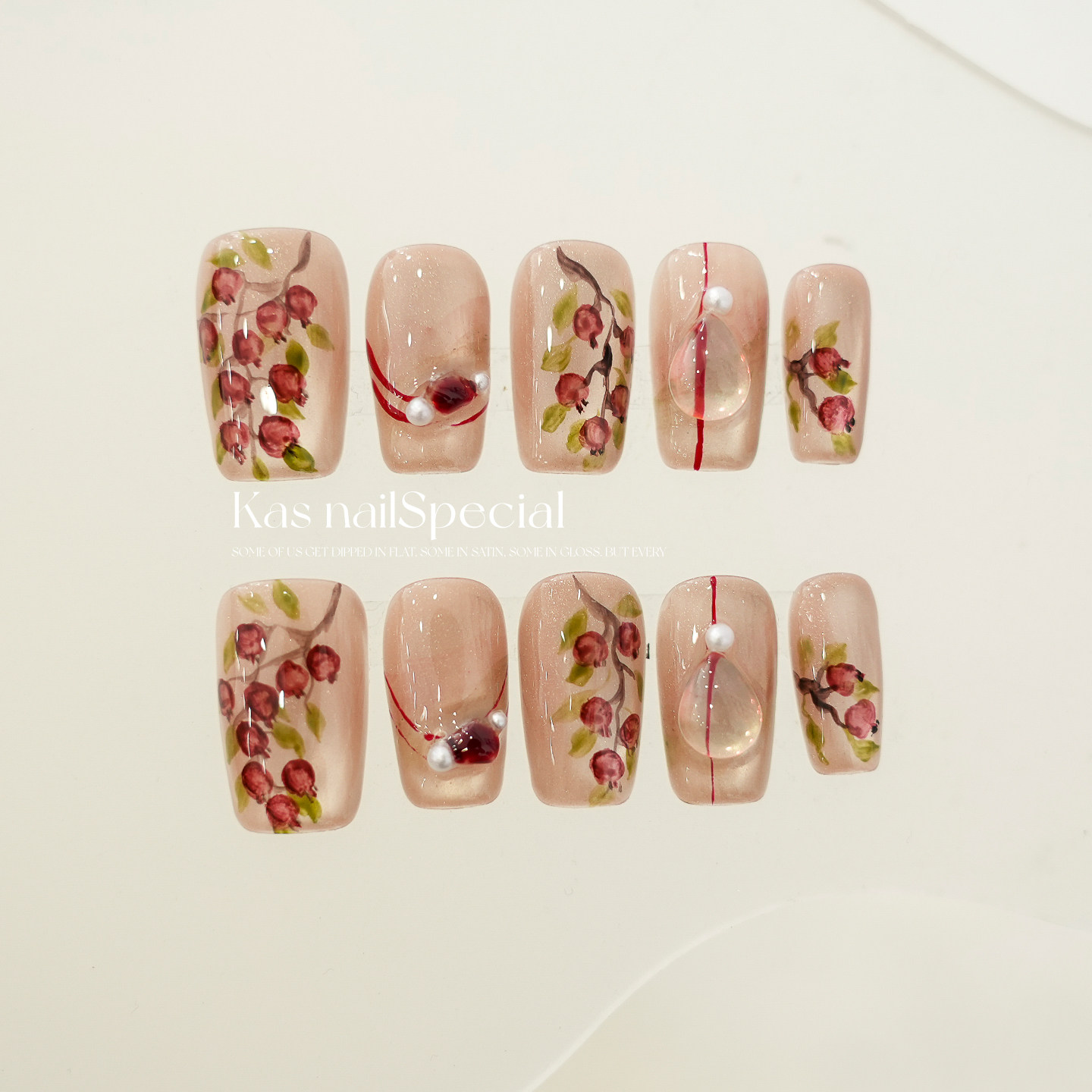 「暮樱沾露」纯手工手绘中式短甲2025年新款高级感美甲秋冬穿戴甲