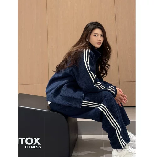 男女同款！冬季美式复古运动条纹摇粒绒百搭立领外套长裤套装