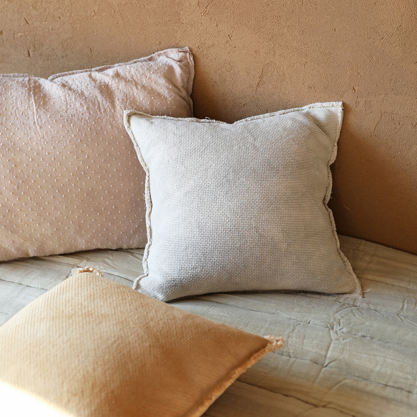 弋采植物中药染艺术清寂侘寂风盲盒全棉沙发装饰方抱枕腰枕靠垫套