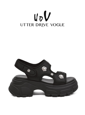 UDV厚底钻饰老爹凉鞋女2025夏季新款休闲凉鞋露趾沙滩鞋软底舒适