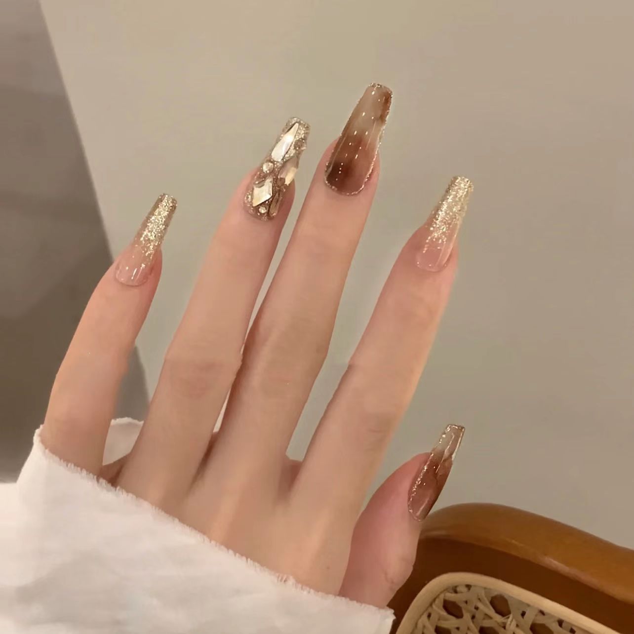 JJ手工定制甲片穿戴假指甲拆卸防水秋冬爆闪玳瑁棕色晕染镶钻美甲