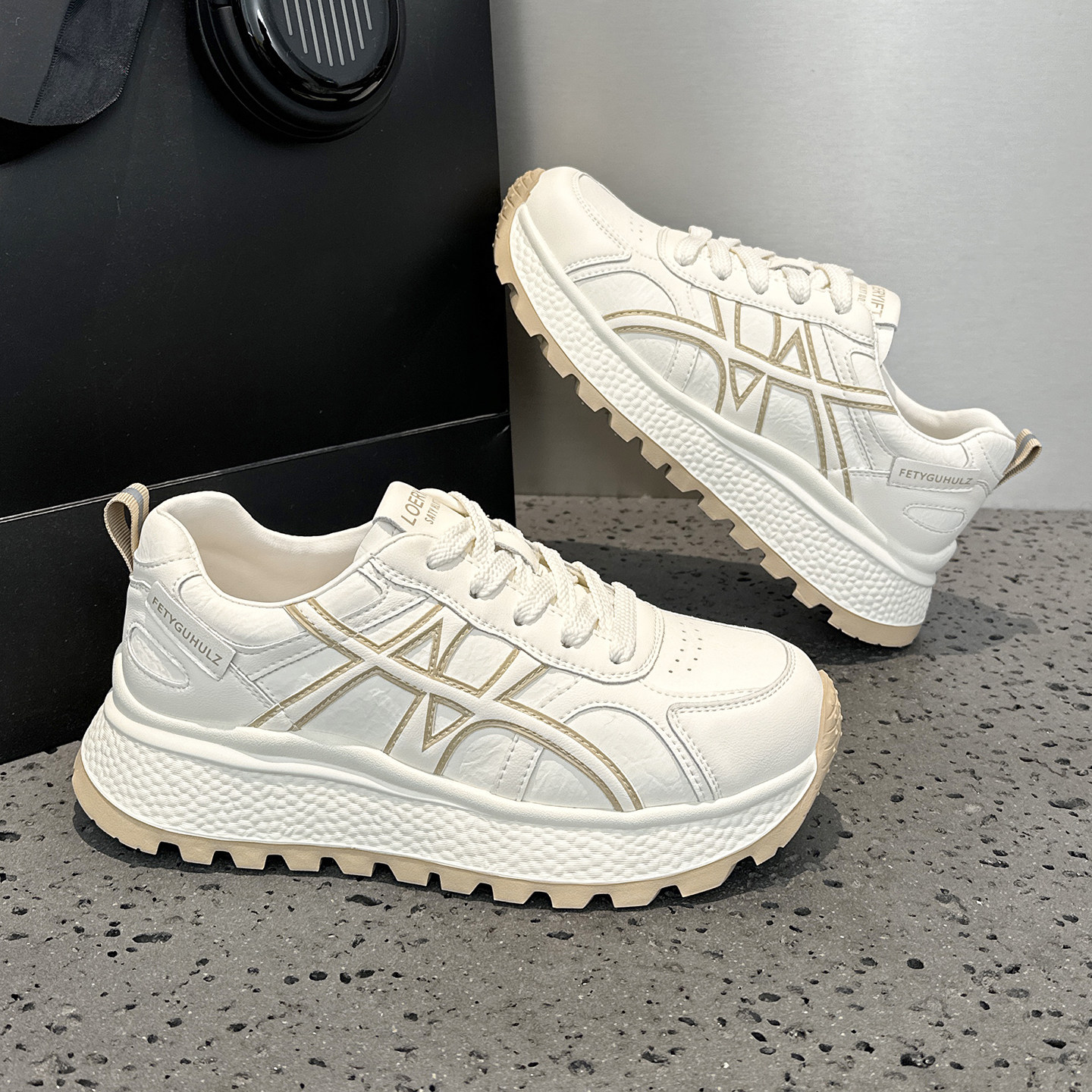 真皮阿甘小白鞋女款2026春季新款巨好看不累脚厚底休闲运动老爹鞋,女鞋,时尚休闲鞋,淘宝优惠券,粉丝福利购,淘宝优惠卷