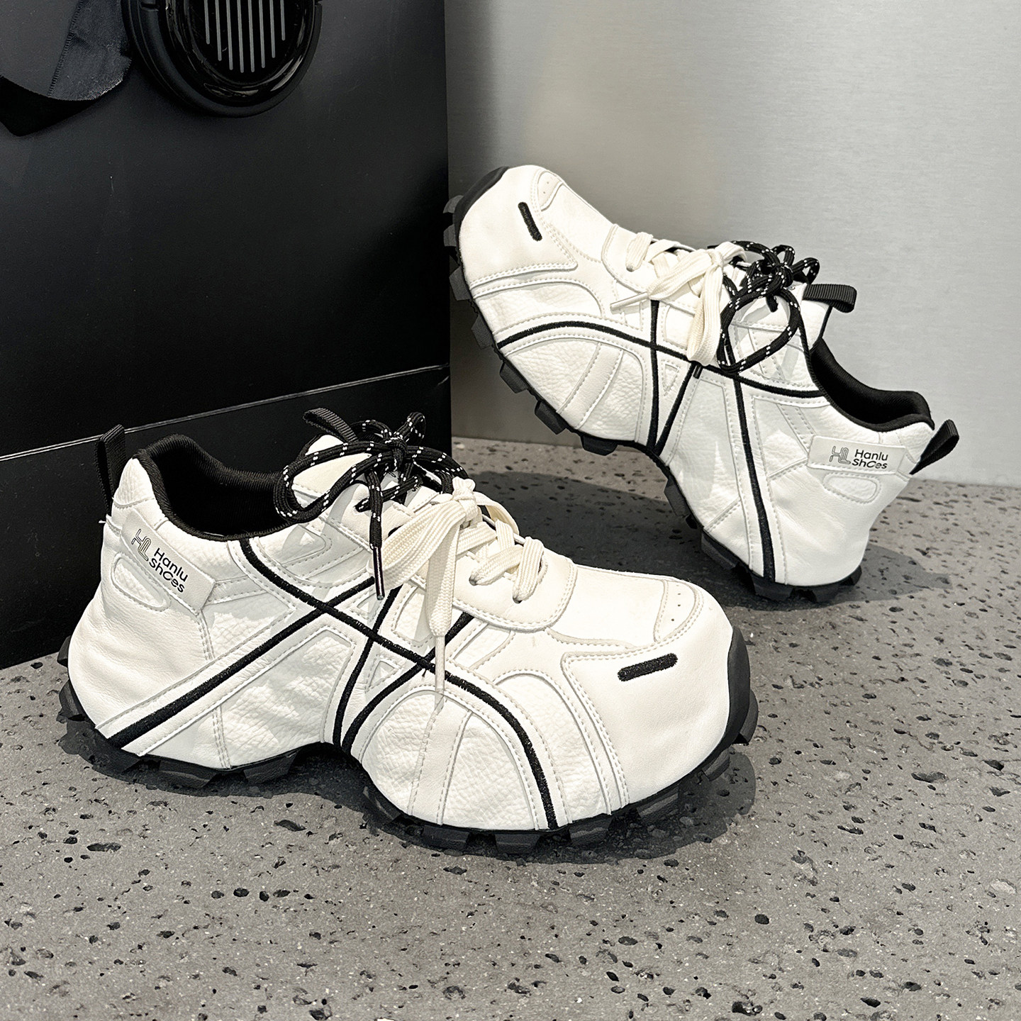 欧洲站显脚小老爹鞋女2026春季新款系带厚底内增高阿甘德训小白鞋,女鞋,时尚休闲鞋,淘宝优惠券,粉丝福利购,淘宝优惠卷