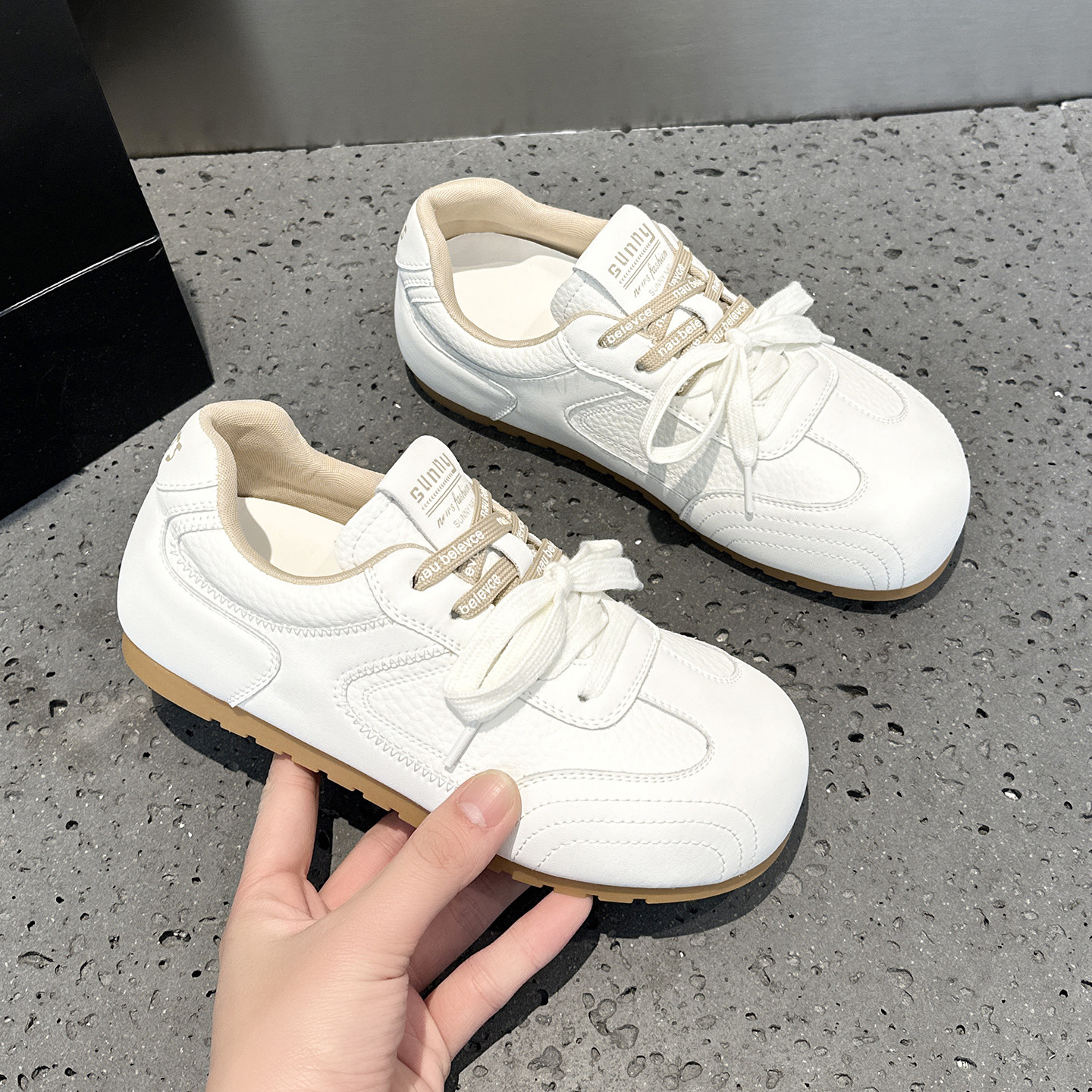 真皮软底德训鞋女2026春季新款百搭学生圆头轻便不累脚超火小白鞋,女鞋,德训鞋,淘宝优惠券,粉丝福利购,淘宝优惠卷