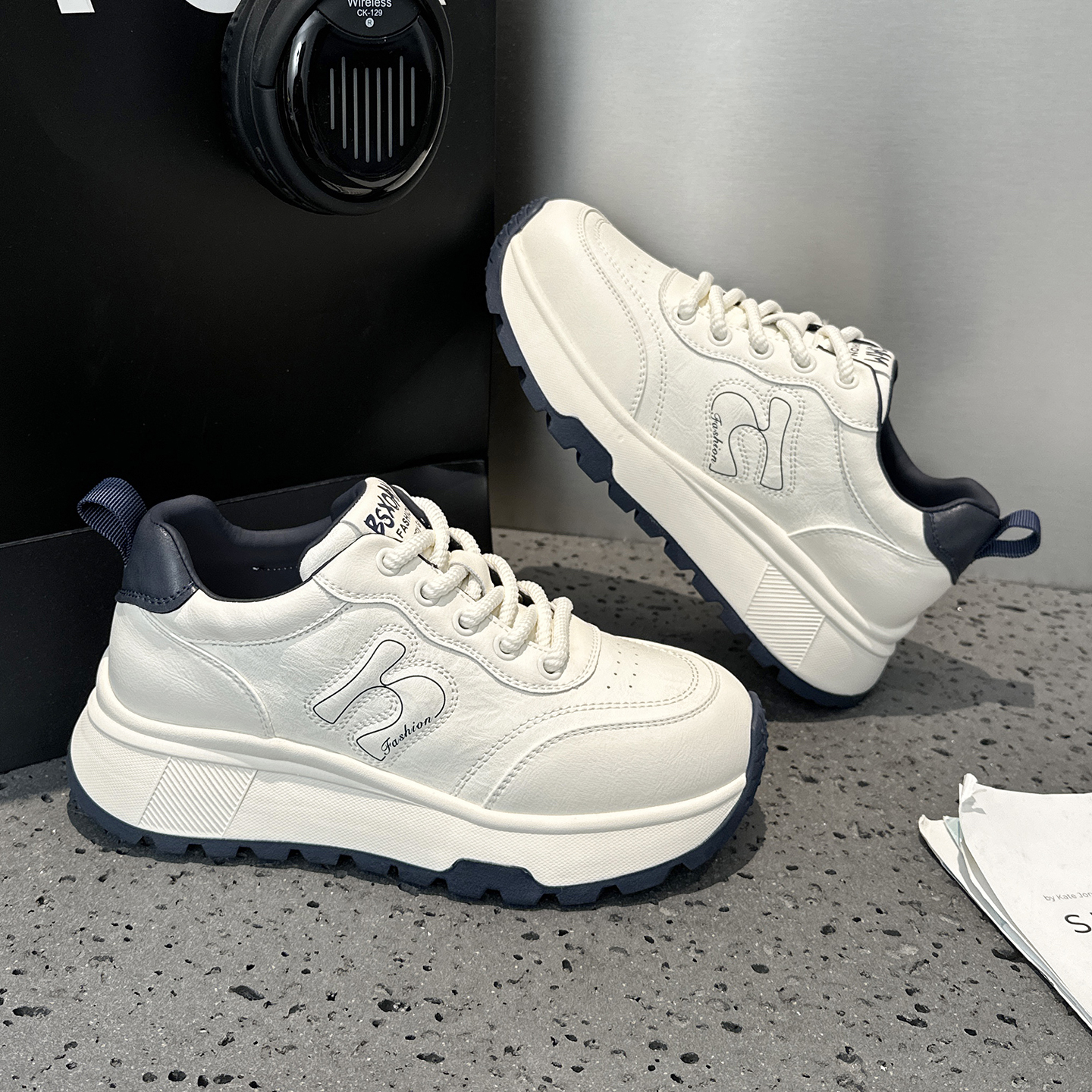 真皮阿甘小白鞋女2025春秋季新款