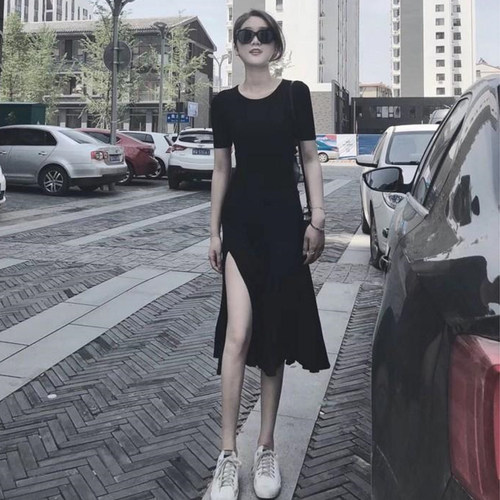 赫本小黑裙莫代尔黑色开叉中长裙