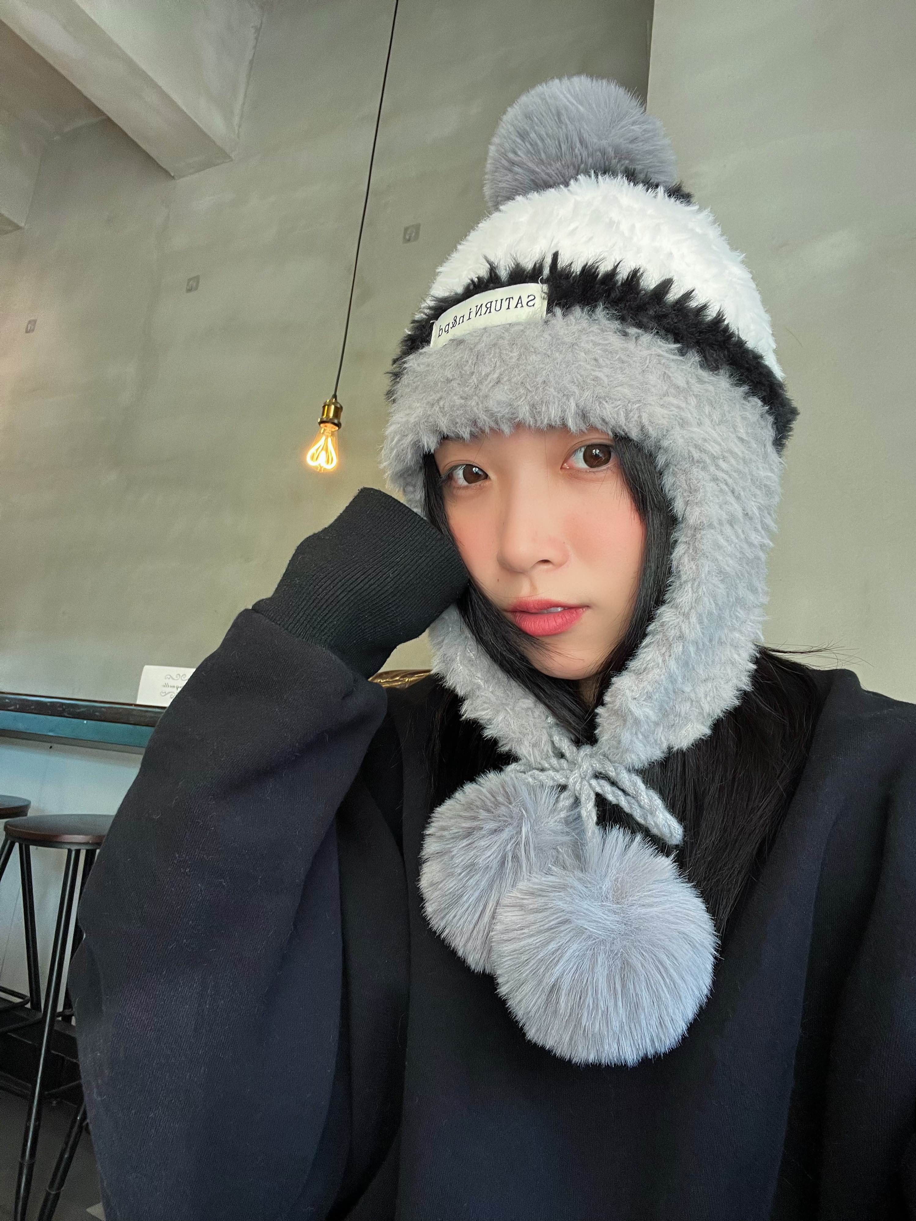 仿貂绒保暖毛球护耳帽针织雷锋帽