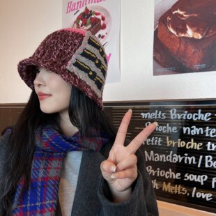 首尔甜心～韩国设计师款蝴蝶结贴布针织盆帽厚实保暖粗棒针毛线帽