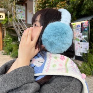 杨超越同款~巨好看!冬季保暖百搭蓝色毛毛耳罩骑车护耳毛绒耳包