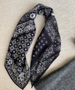 宠粉福利款 bandana丝羊毛围巾 70%绵羊毛30%桑蚕丝 65×65