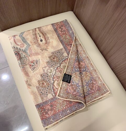 秘密花园双面用105CM大方巾！法式轻奢桑蚕丝羊毛披肩围巾两用女