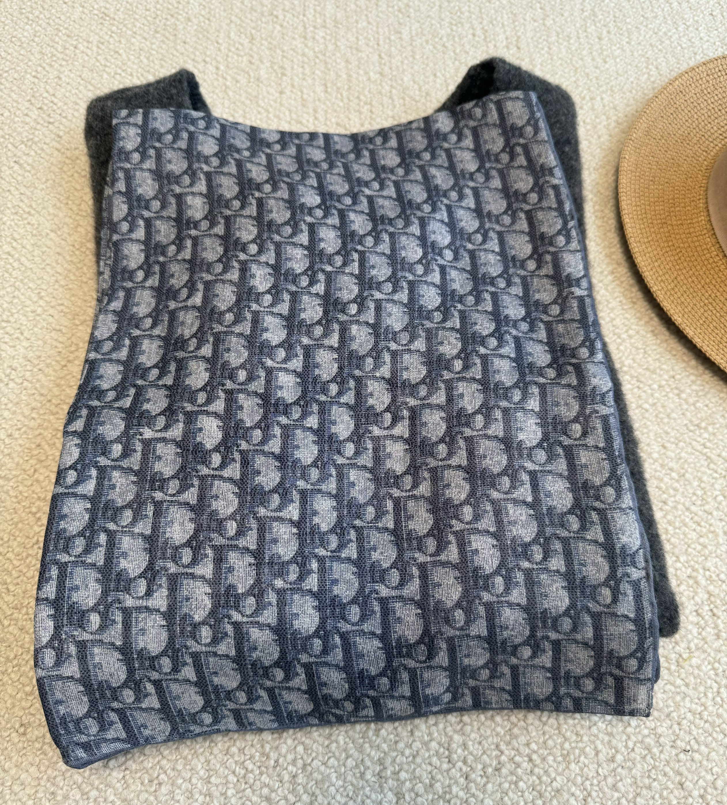 100%桑蚕丝 复古老花 加密真丝西丽纱防晒披肩 105×105cm