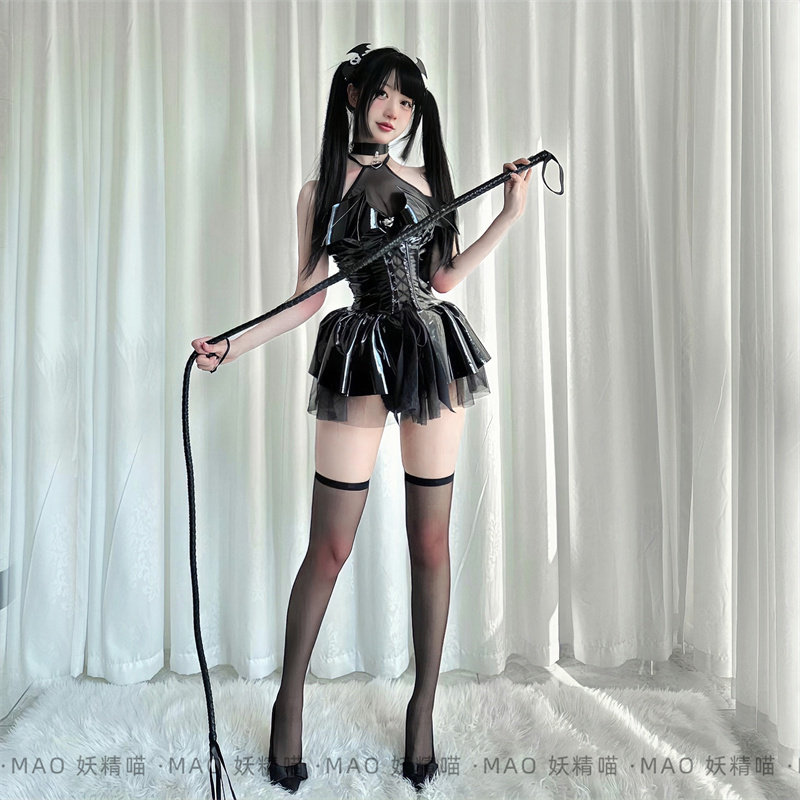 妖精喵:可爱魅魔cos女装性感亮面挂脖小恶魔pu皮裙纯欲制服套装