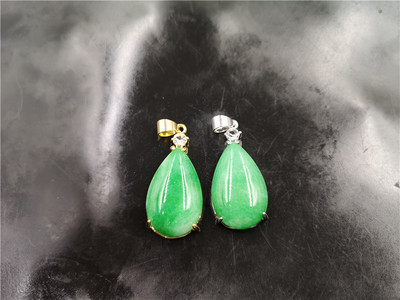 华夏美玉白底青阳绿色翠玉水滴