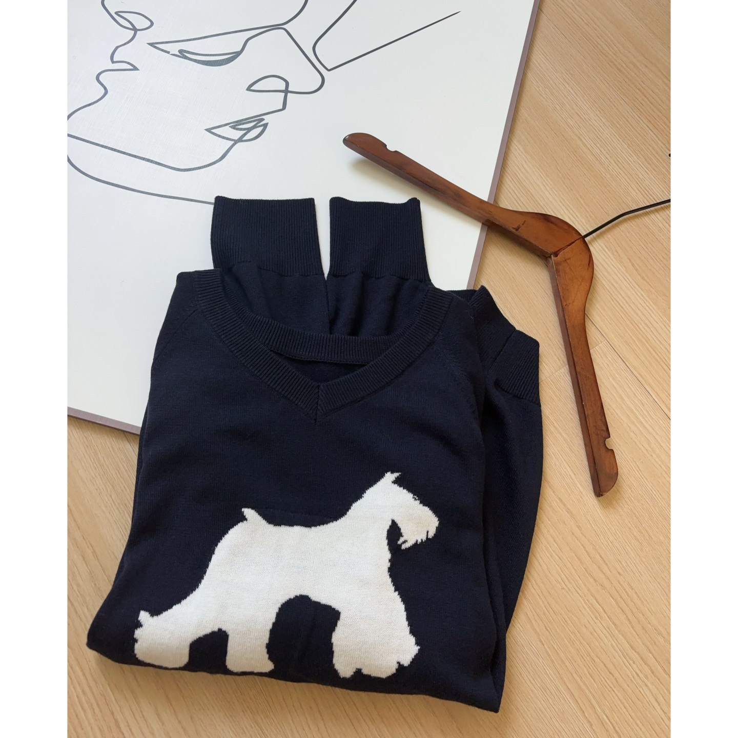 韩小众~ 小狗提花图案  V领宽松羊毛混纺套头针织衫毛衣女