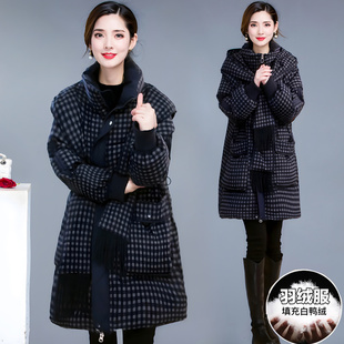 韩版格纹中长款羽绒服女冬季连帽加厚白鸭绒保暖外套时尚通勤风潮