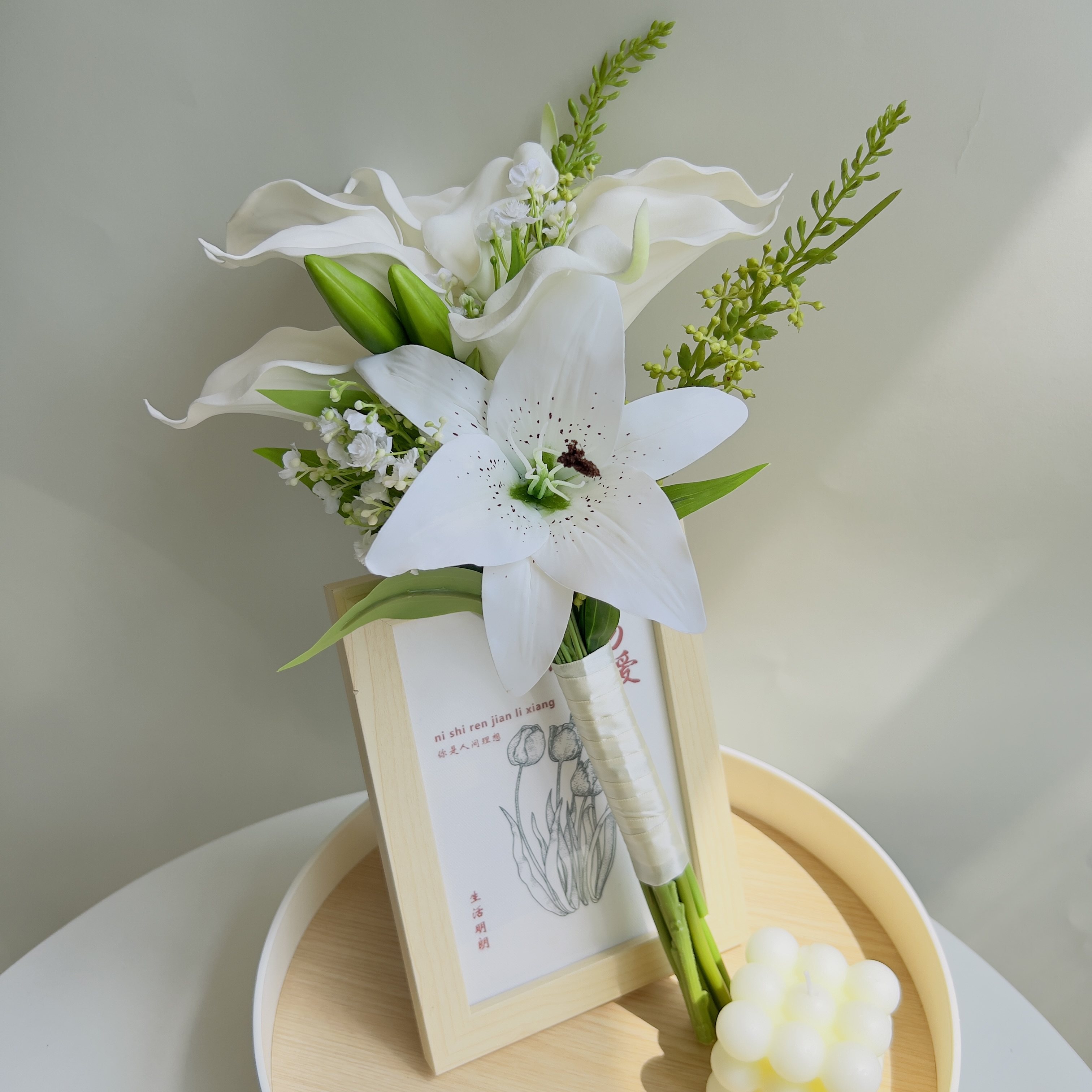 新款新娘婚礼订婚领证手拿百合马蹄莲混搭仿真手捧花束家居装饰花