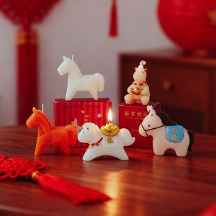 2026新年抱钱马造型招财送礼创意礼品婚庆道具春节装饰品香薰蜡烛