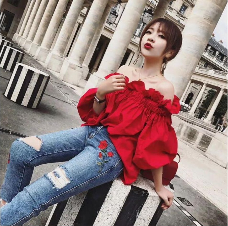 2025秋季新款韩版宽松大码女装五分袖性感一字肩衬衫露肩红上衣