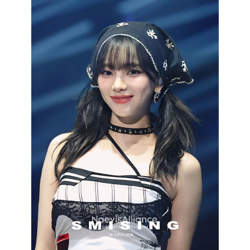 柳智敏同款碎花蕾丝包头三角巾女夏季高级感时髦百搭装饰领巾头巾