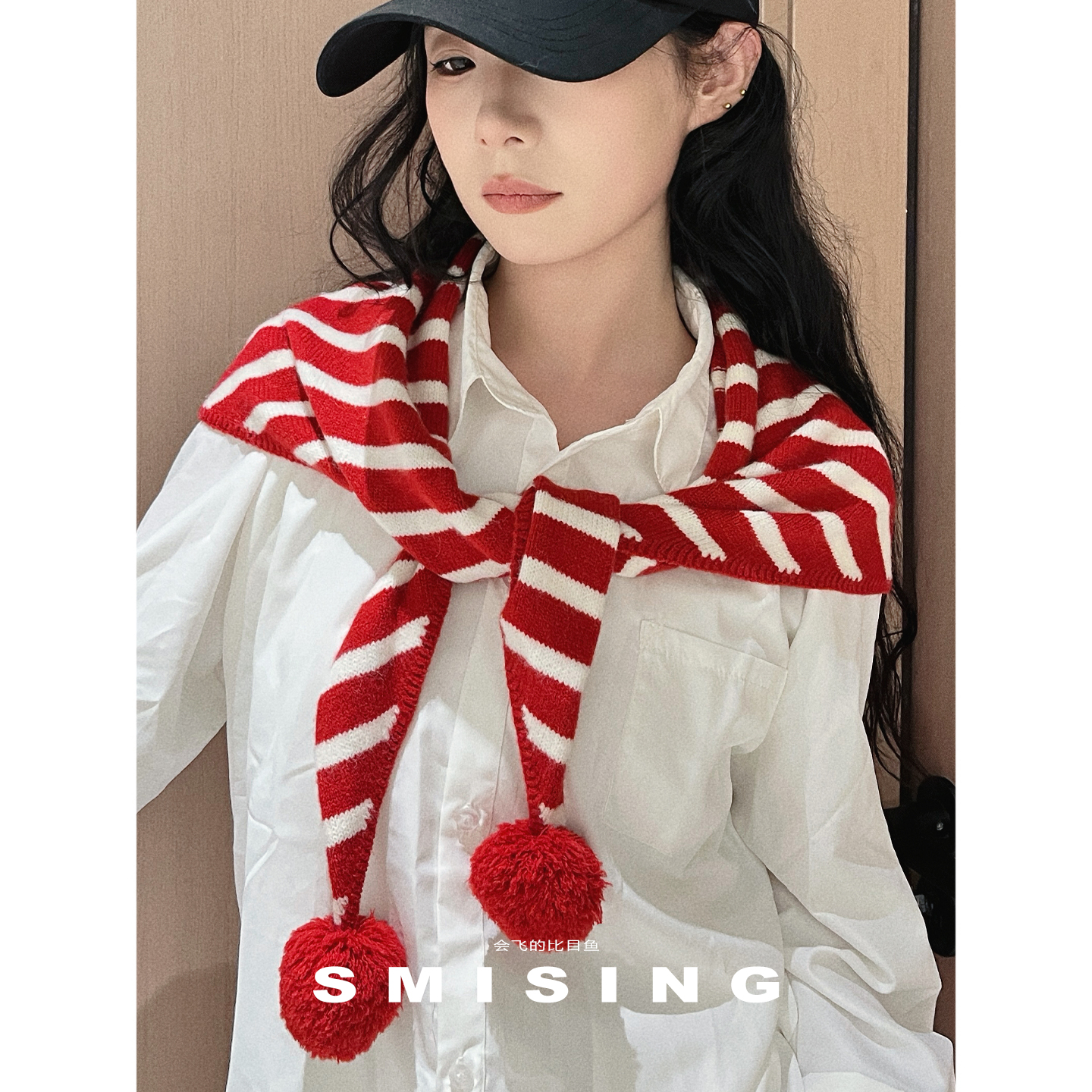 韩系时尚毛球条纹三角围巾