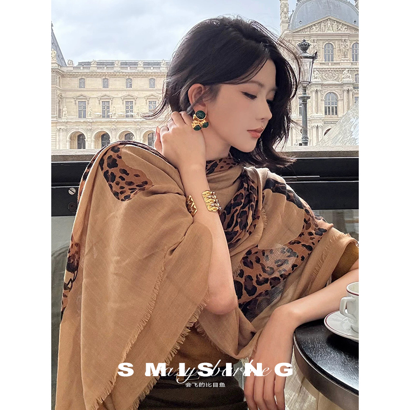 美式轻奢复古金钱豹围巾