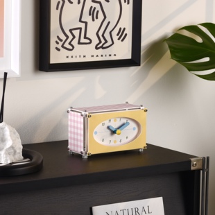 可爱时间创意摆件小型台钟表床头静音桌面小时钟摆放表客厅摆台式