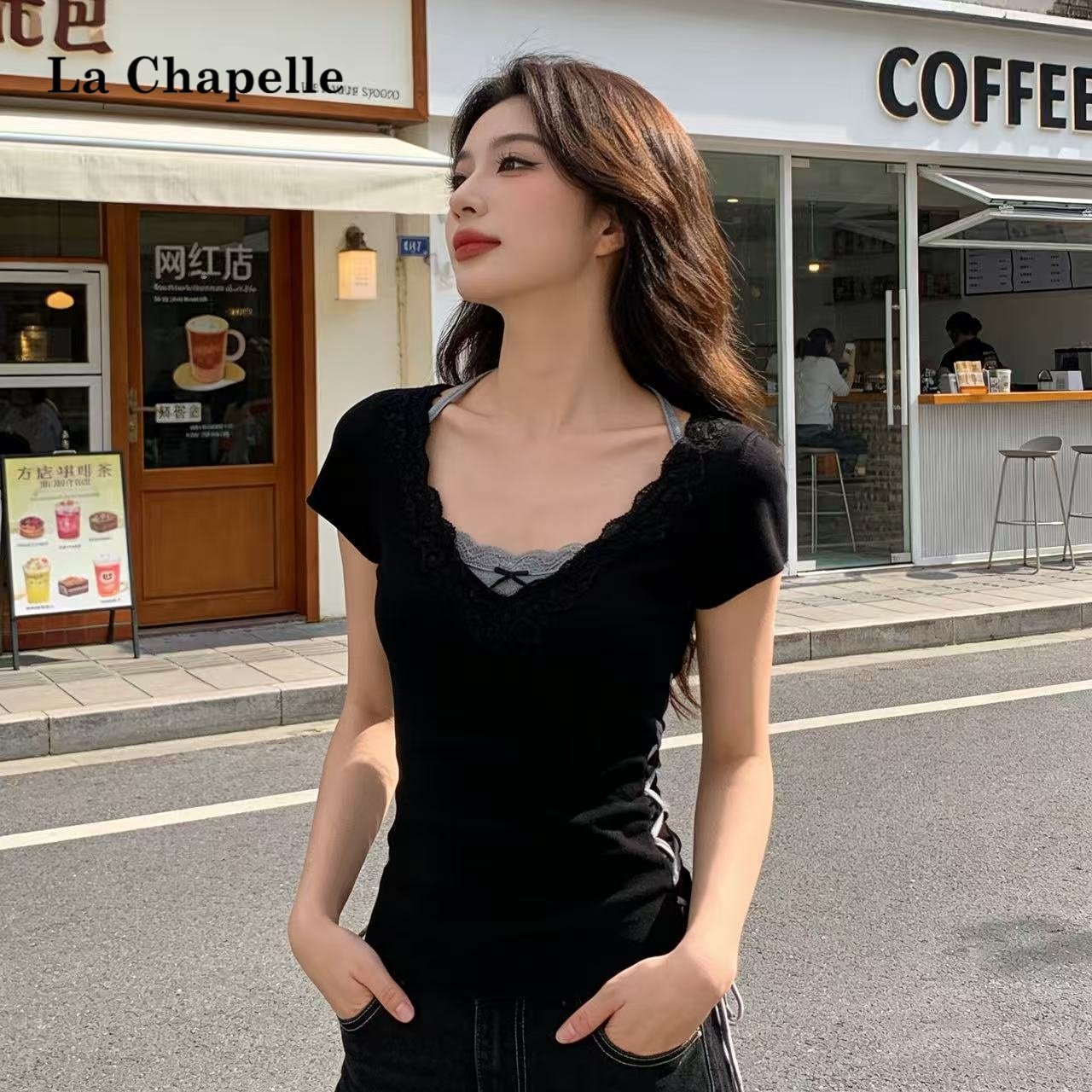 拉夏贝尔纯欲辣妹蕾丝拼接挂脖V领短袖t恤女夏季修身显瘦短款上衣,女装/女士精品,T恤,淘宝优惠券,粉丝福利购,淘宝优惠卷