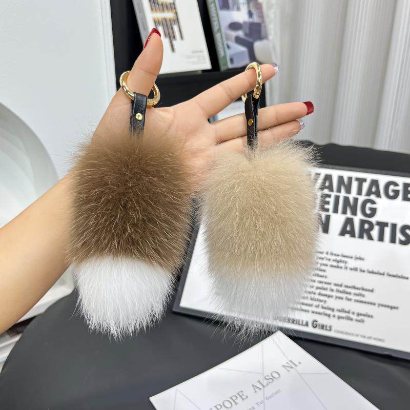 韩国可爱真狐狸毛尾巴汽车钥匙扣挂件个性简约高档毛绒包包挂饰