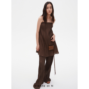 熟褐褶皱度假感宽松阔腿裤 Niente