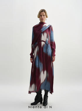 Niente di N 丝棉印花披风连衣裙